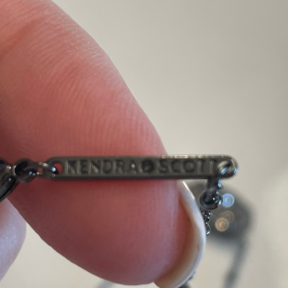 TWO PIECE Kendra Scott Elisa Pendant Necklace and Davie Cuff - Picture 5 of 7